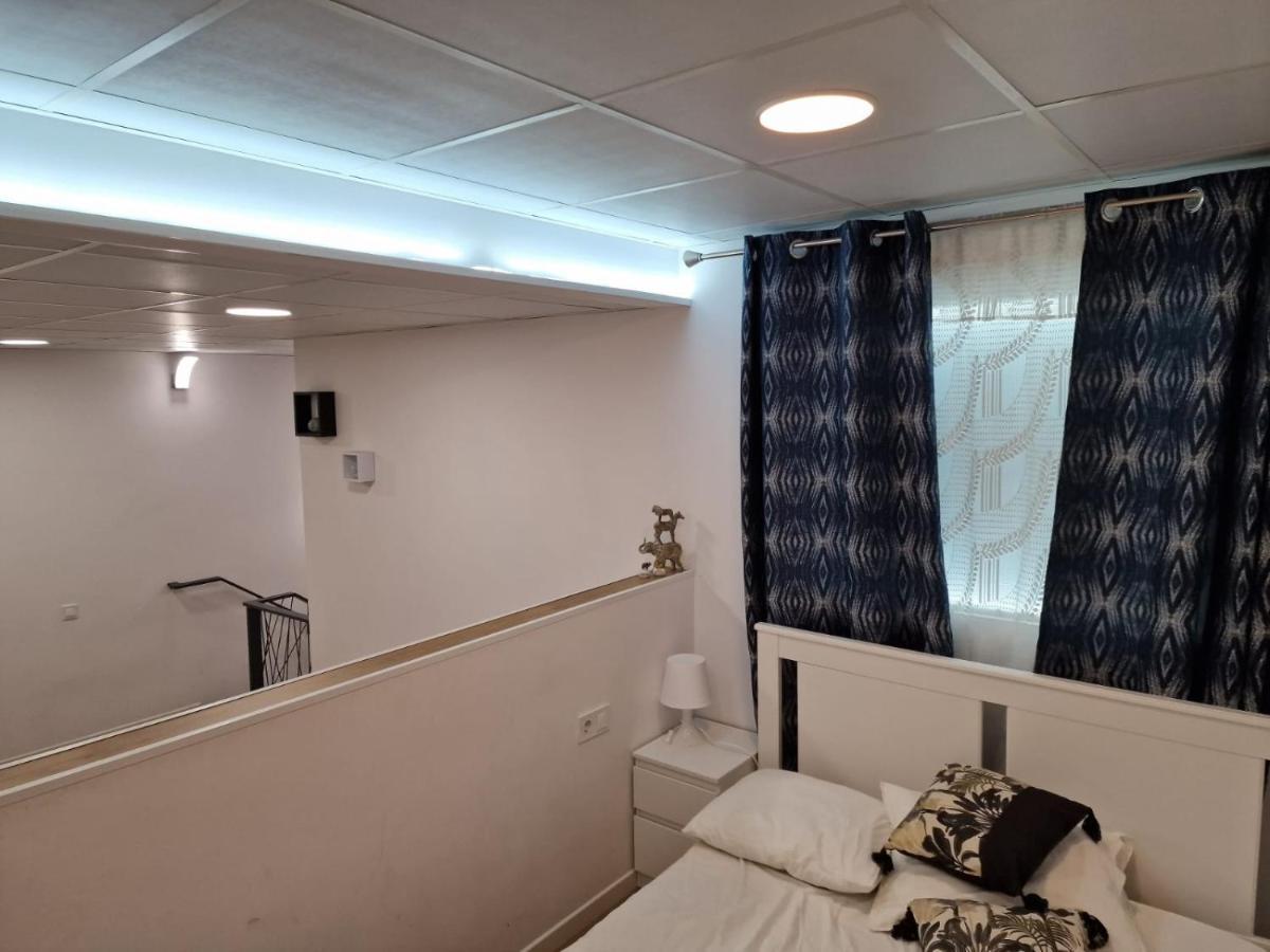 Moderno Apartamento Del Arquitecto Aparthotel Valencia Luaran gambar