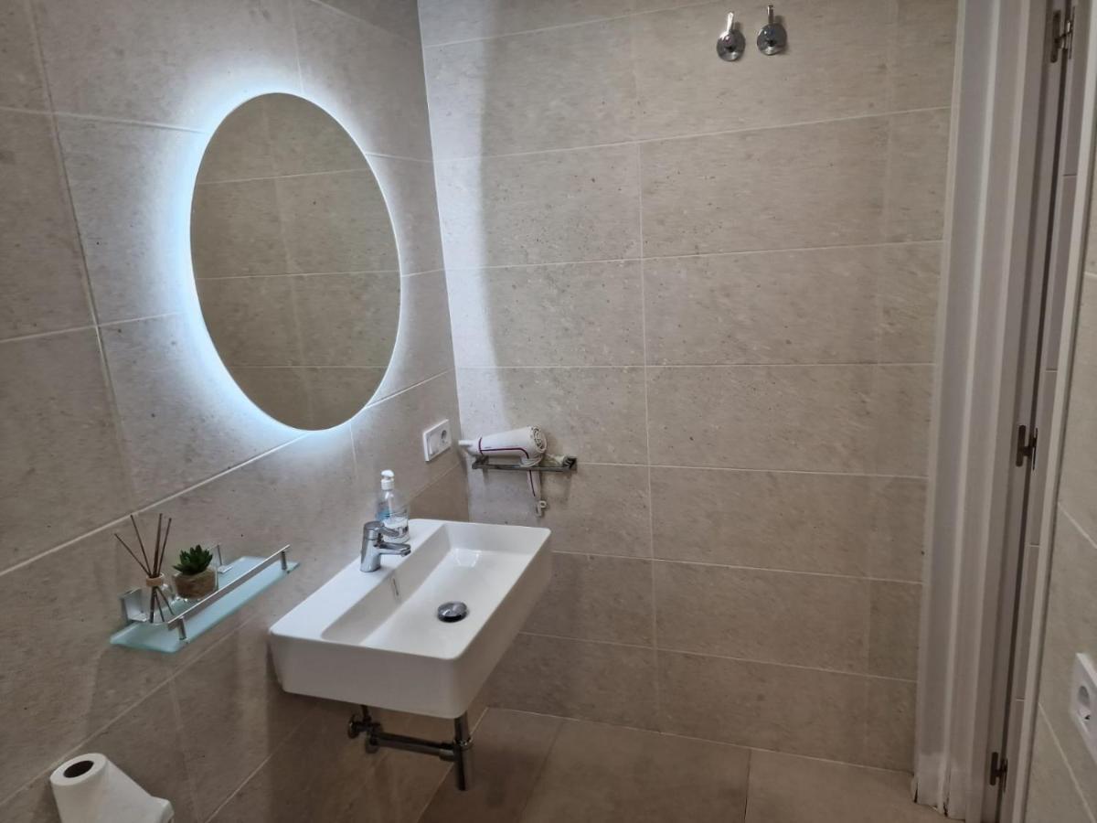Moderno Apartamento Del Arquitecto Aparthotel Valencia Luaran gambar