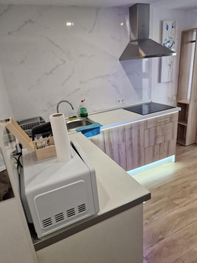 Moderno Apartamento Del Arquitecto Aparthotel Valencia Luaran gambar