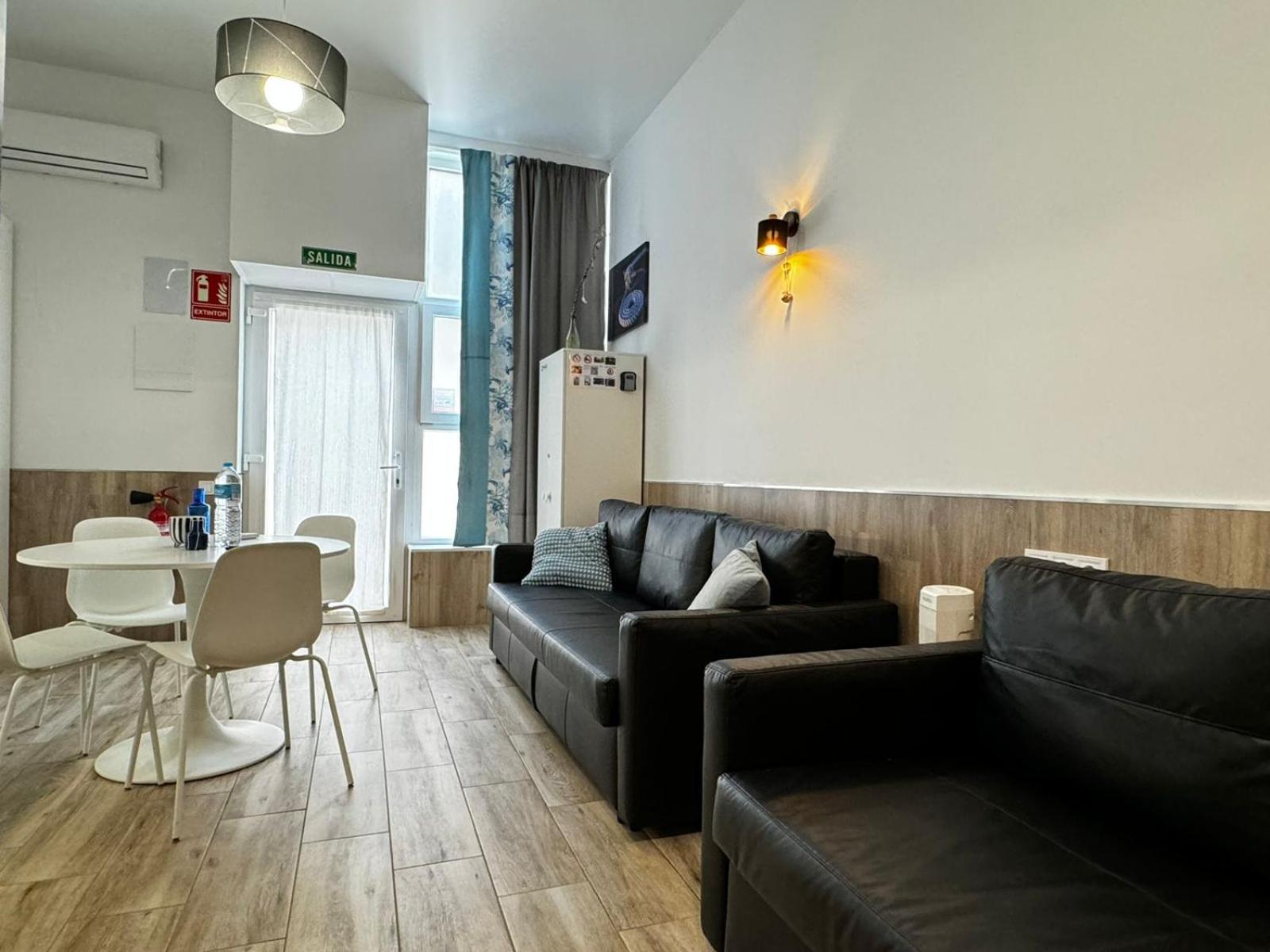 Moderno Apartamento Del Arquitecto Aparthotel Valencia Luaran gambar